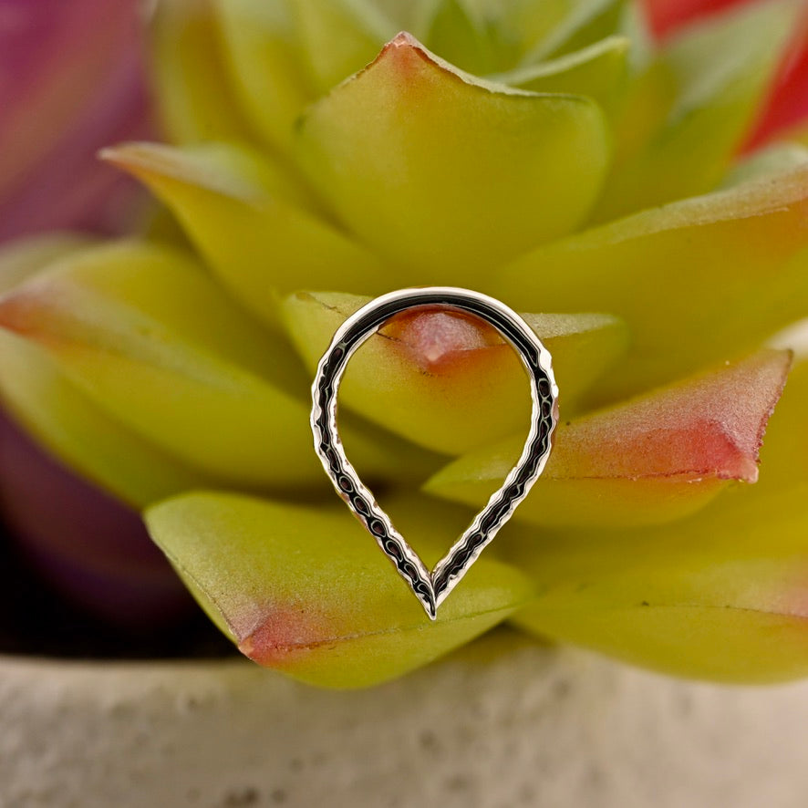 Teardrop Seam Ring