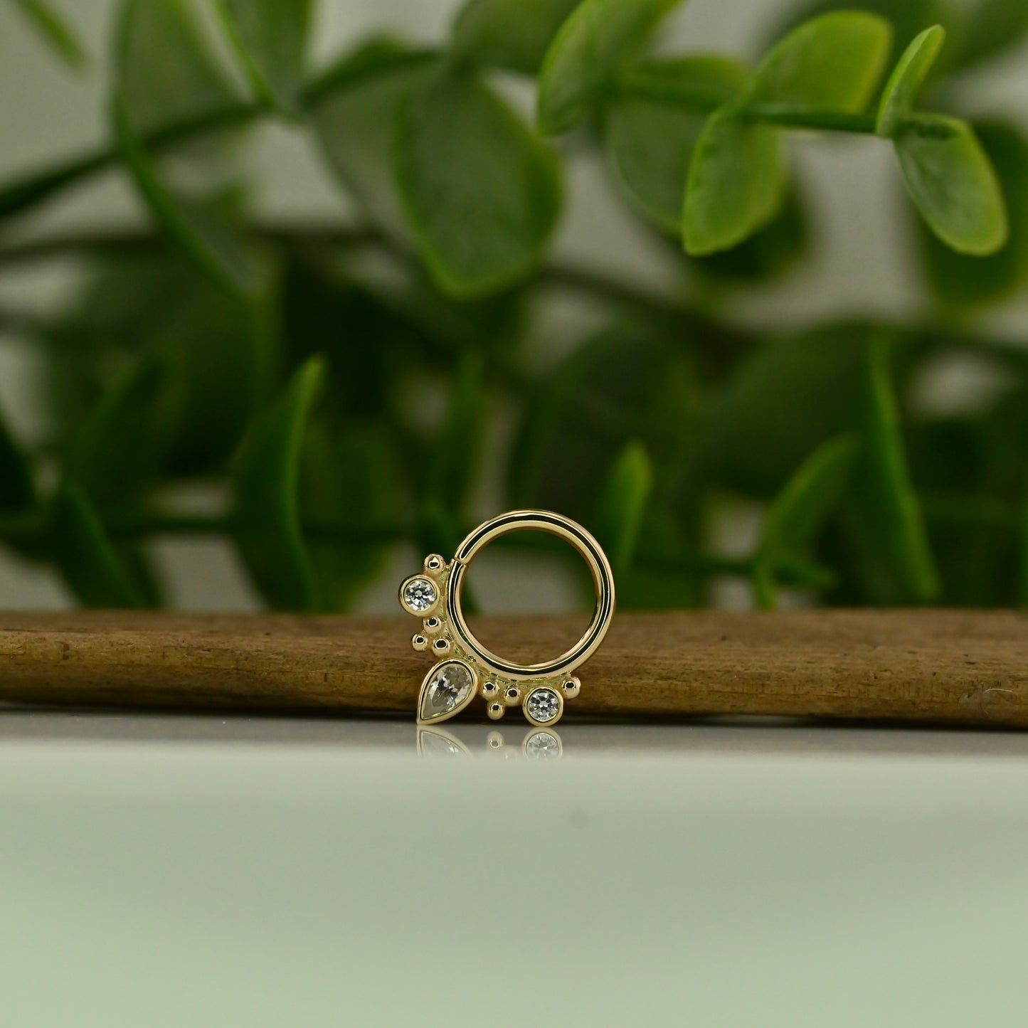 Eden Pear Seam Ring