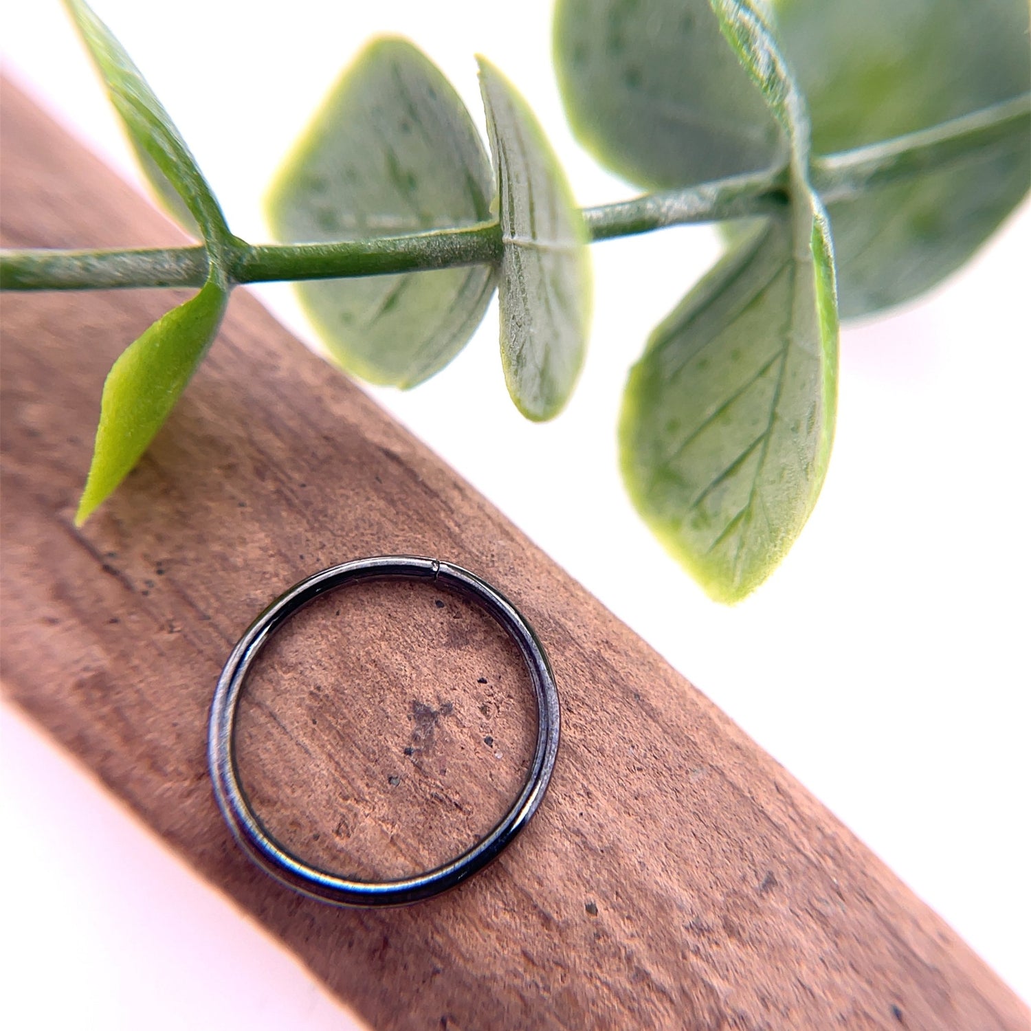 Black Rhodium Seam Ring - Agave in Bloom