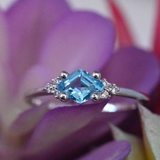 Diamond Shape Gemstone Ring - Agave in Bloom