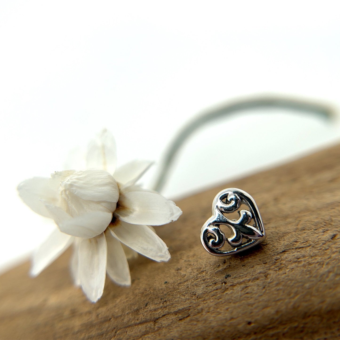 Filigree Heart 6mm - Threaded - Agave in Bloom