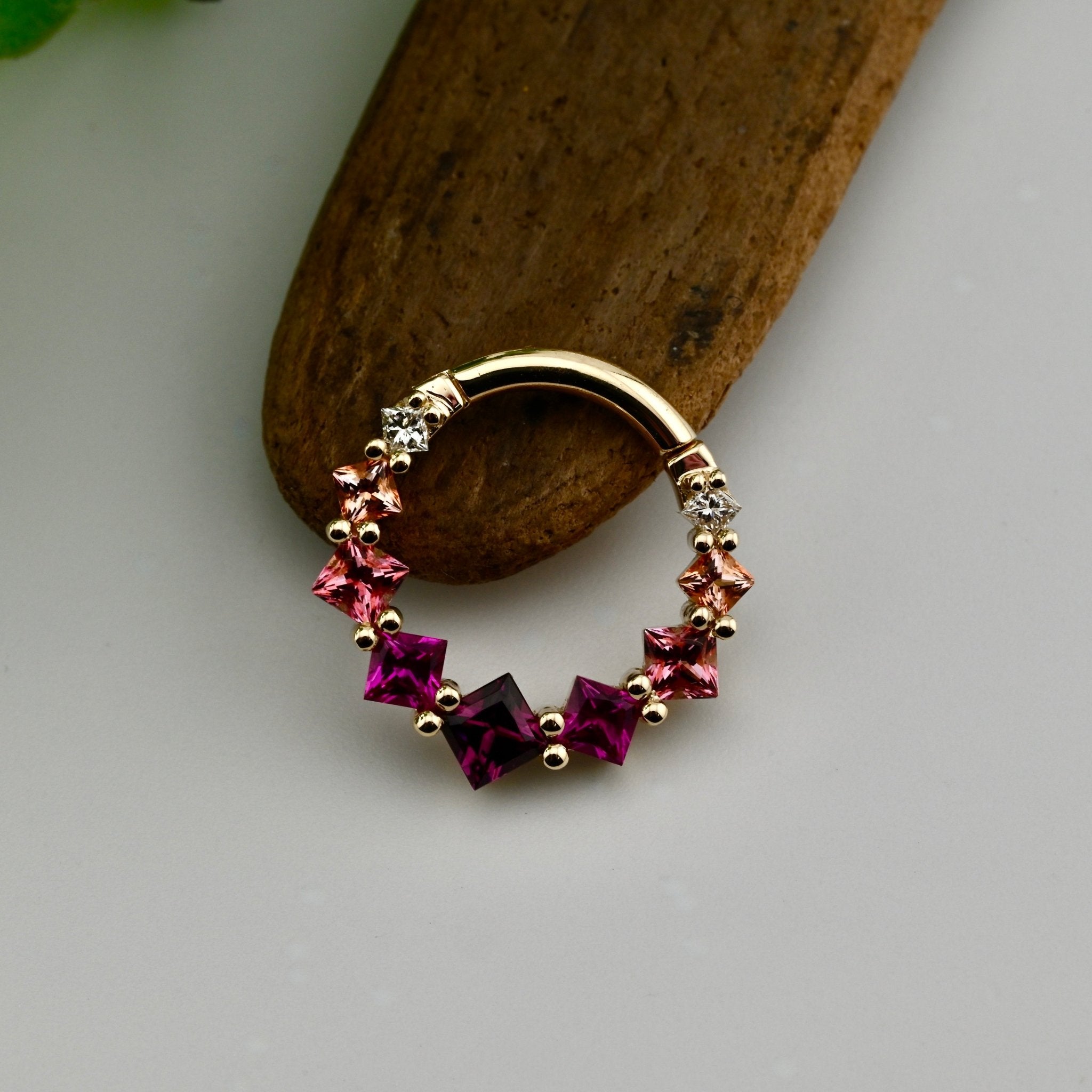 Graduating Tiffany Hinge Ring – Agave in Bloom