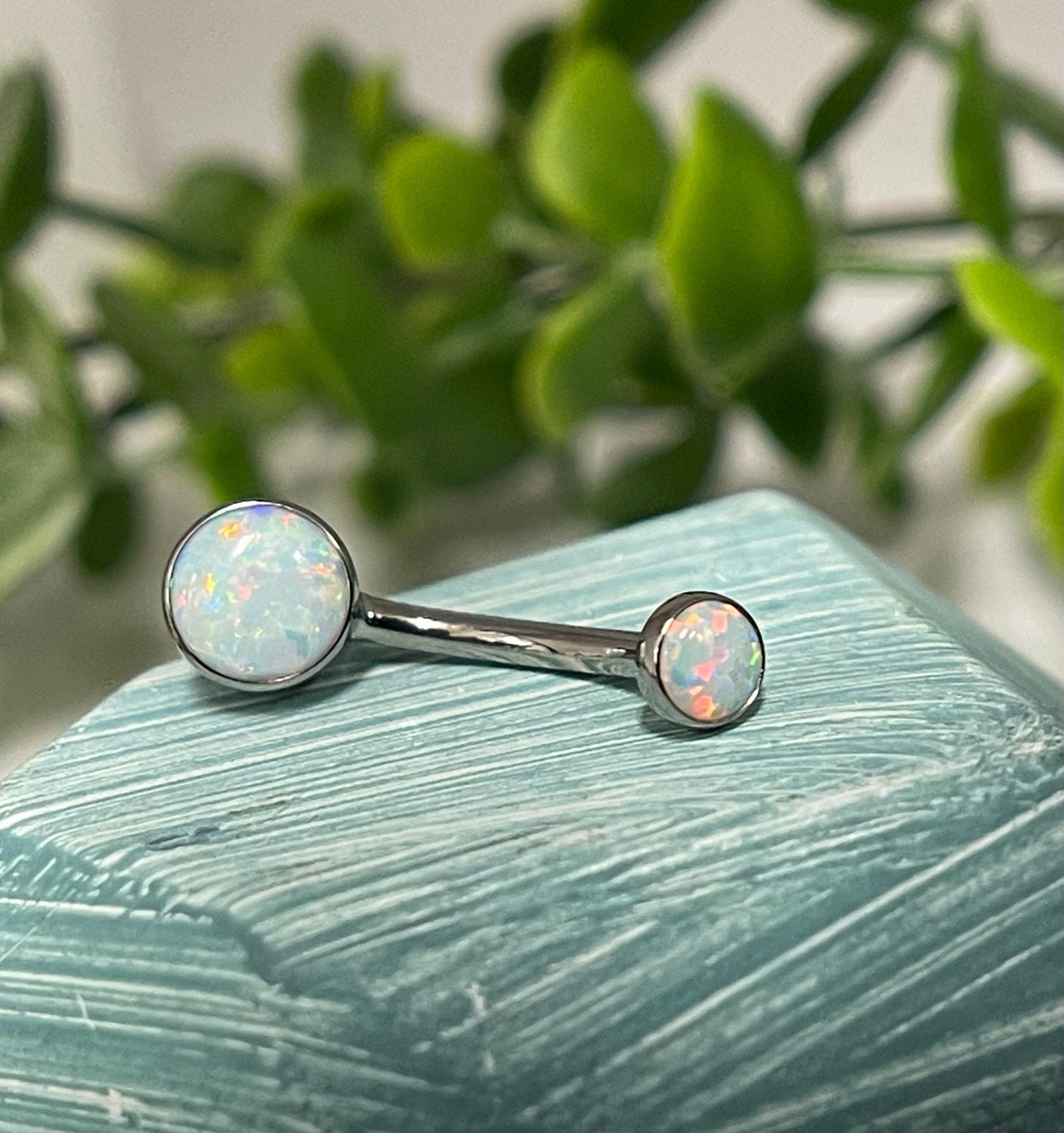 Titanium Round Gem Navel Curve - Agave in Bloom