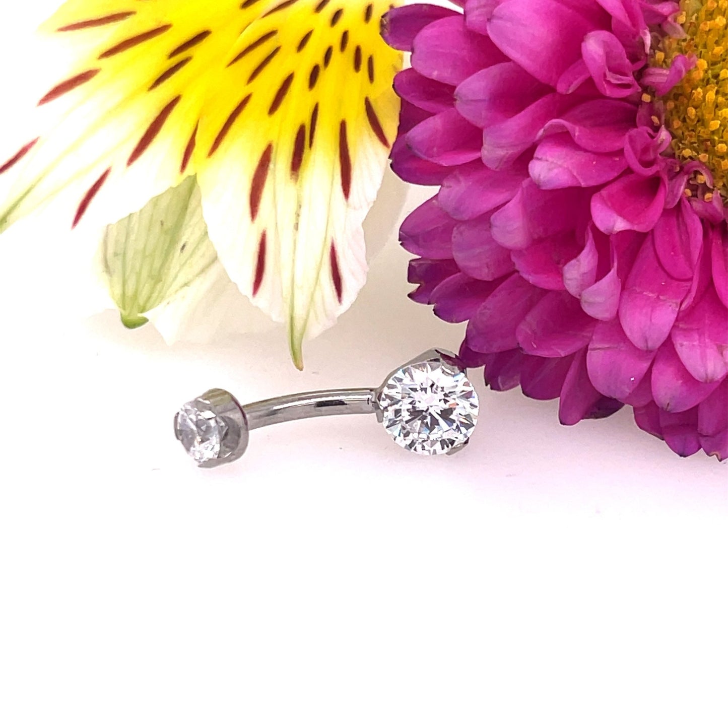 Titanium Round Gem Navel Curve - Agave in Bloom